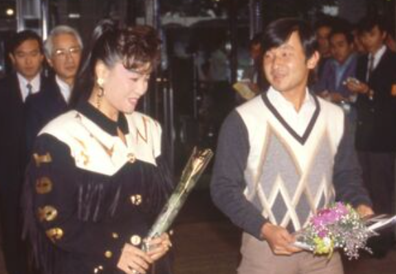 柏原芳恵の夫・鹿村泰祥との事実婚生活と現在の暮らしを徹底解説